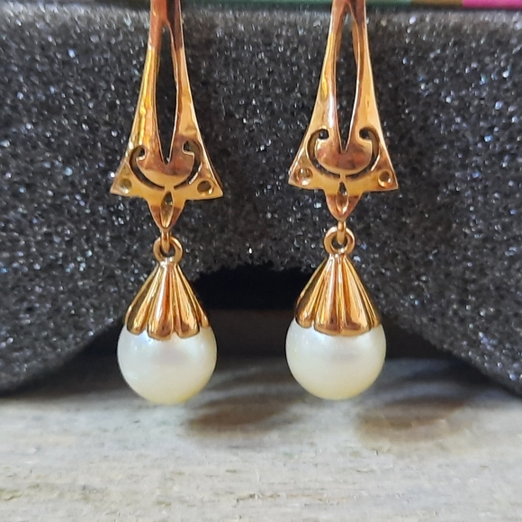 Vintage 18K Yellow Gold Custom Cultured Pearl Sapphire Screwback Earrings - Picture 11 of 15